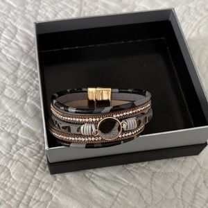 Black and Gray Leopard Leather Bracelet - Magnetic